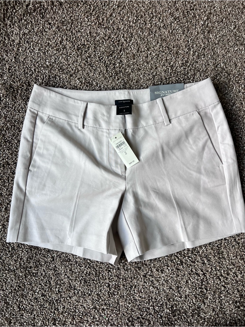 Ann Taylor White Women's Tailored Shorts
